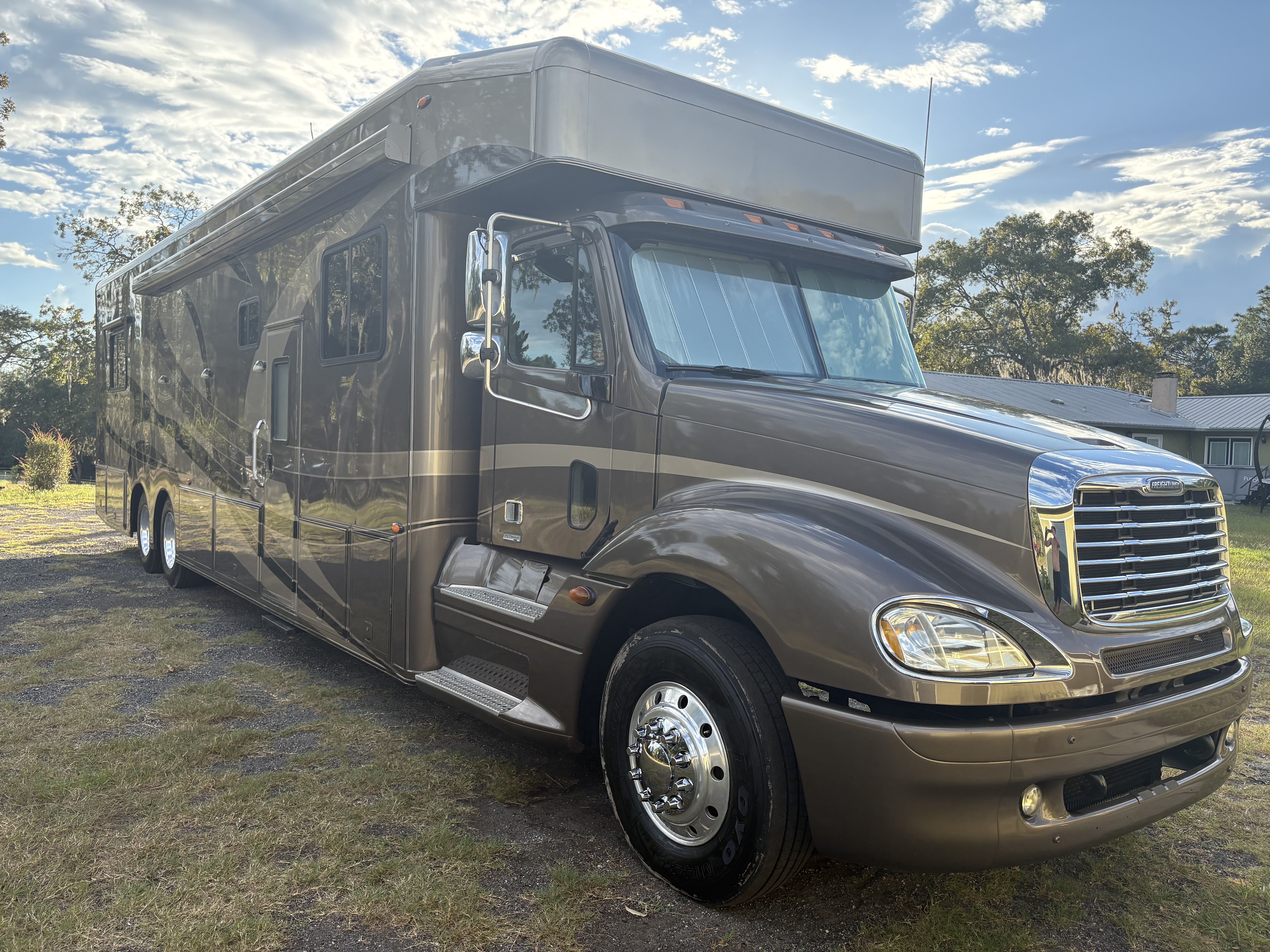 Used 2007 NRC 45' Motorcoach